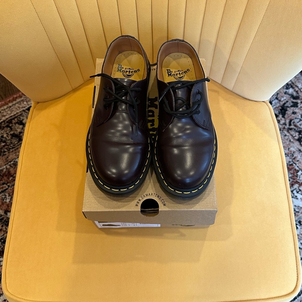 Dr. Martens 1461 Oxfords in Burgundy. Women’s U.S. 8